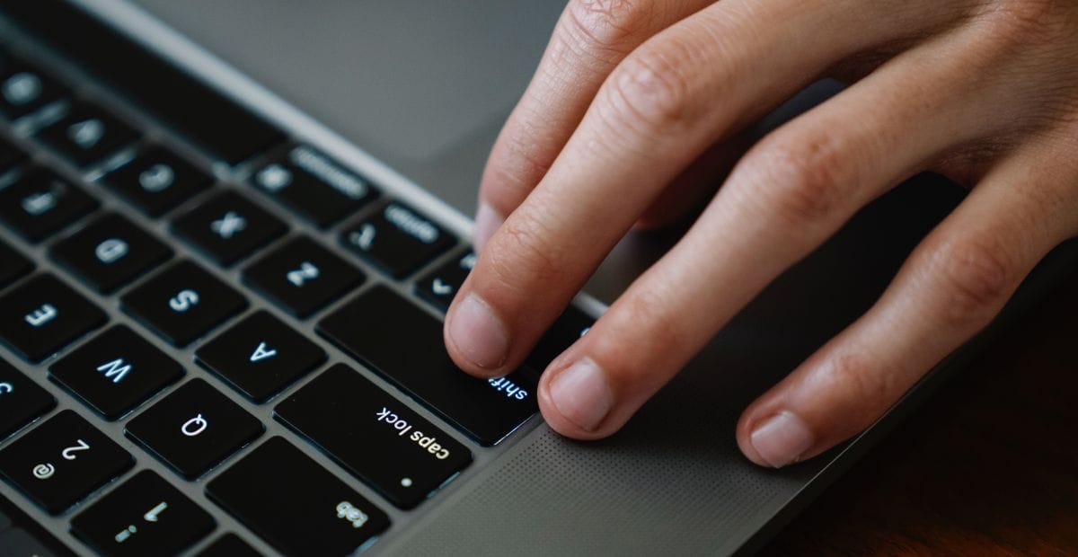 Shortcut Kerja Cepat di Berbagai Aplikasi yang Wajib Dikuasai untuk Produktivitas Maksimal Shortcut Kerja Cepat di Berbagai Aplikasi yang Wajib Dikuasai untuk Produktivitas Maksimal