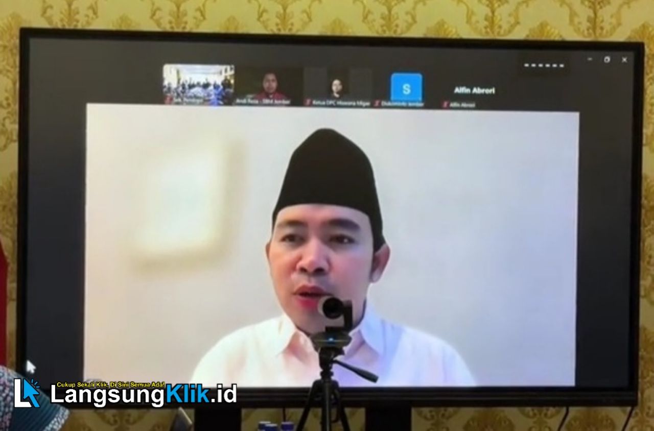 Panic Buying BBM di Jember Dipicu Isu Perang Timur Tengah, Bupati Fawait Pastikan Stok Aman