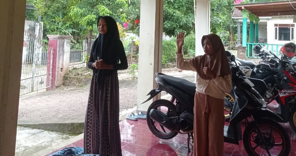Dari Sekolah untuk Budaya: Siswa SDN 2 Kedungbendo Tampil di Pembukaan Pasar Wage Dari Sekolah untuk Budaya: Siswa SDN 2 Kedungbendo Tampil di Pembukaan Pasar Wage