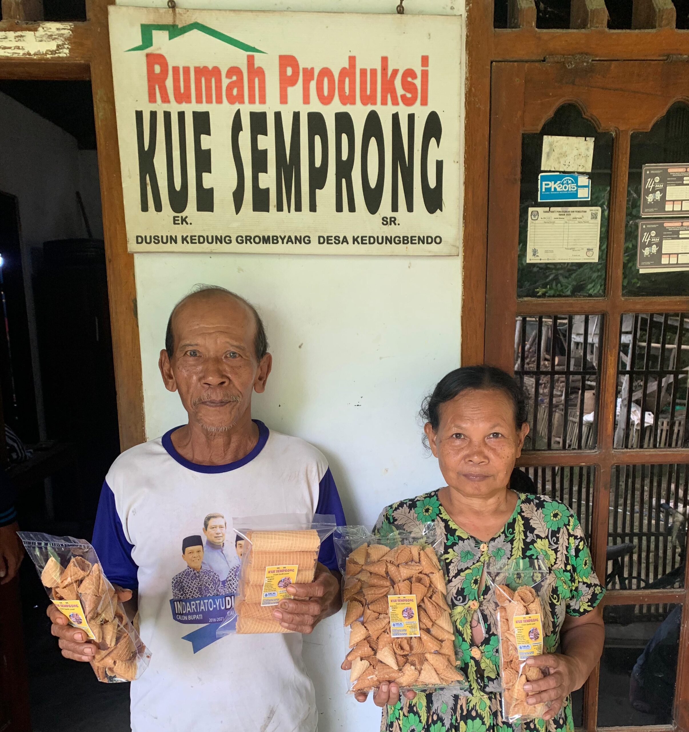 Dari Dapur Tradisional ke Pasar Digital: Semprong Kedunggrombyang Tembus Era Online Dari Dapur Tradisional ke Pasar Digital: Semprong Kedunggrombyang Tembus Era Online