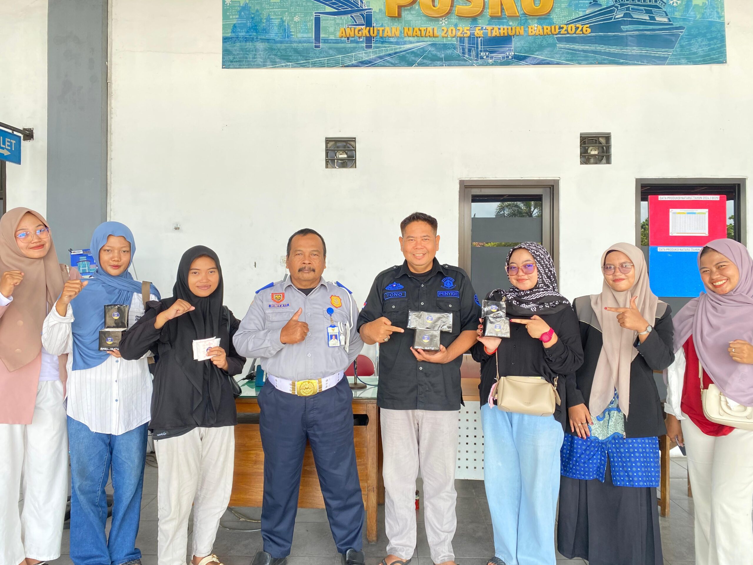 Rayakan International Women’s Day, KOPRI PMII Tulungagung “Sedia Payung Sebelum Hujan” di Toilet Umum