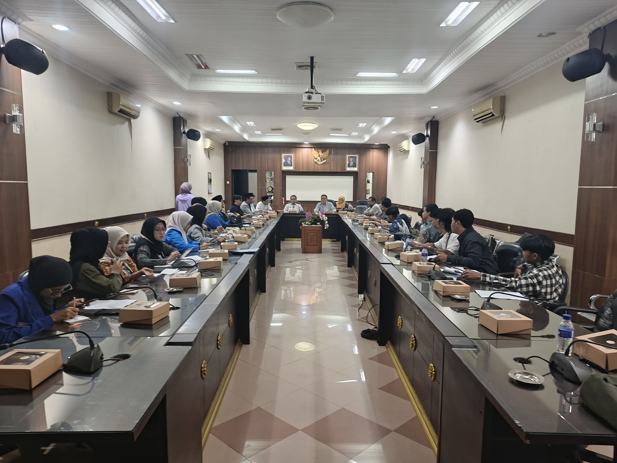 PMII Jember Desak Kejelasan Revisi PERDA RTRW 2024-2044 Kabupaten Jember dalam Audiensi Bersama DPRD